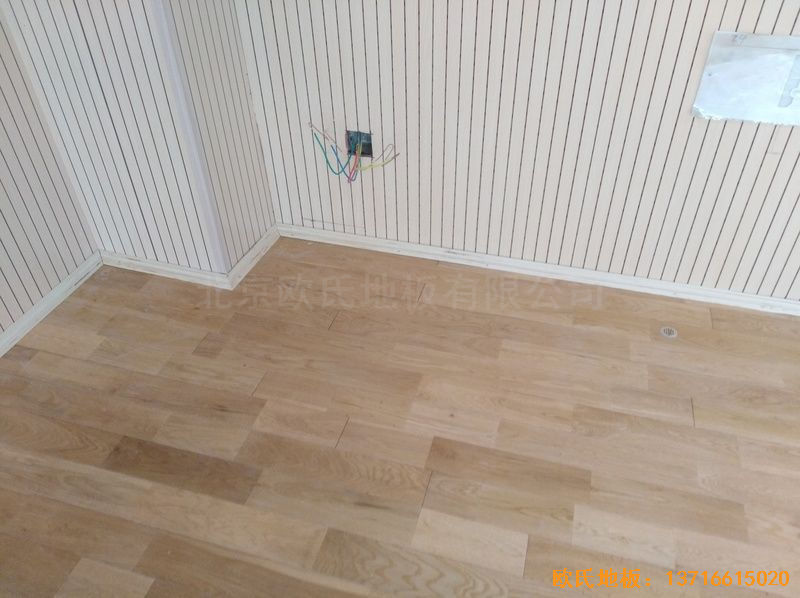 上海嘉定區(qū)大居小學(xué)體育木地板鋪設(shè)案例