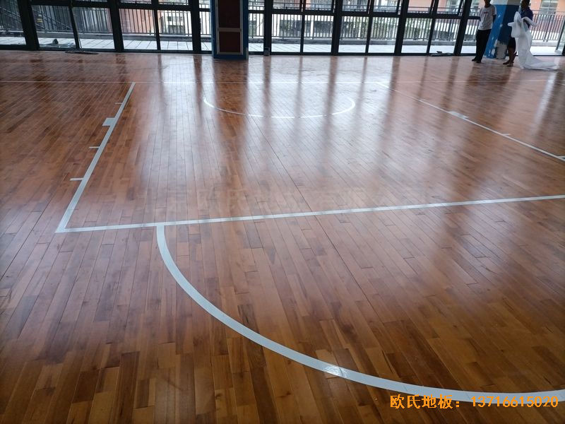 江蘇宿遷富民路學(xué)校體育木地板鋪設(shè)案例
