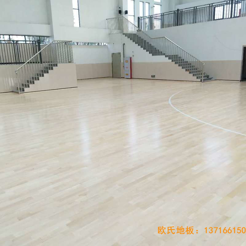 贛州寧都縣城關(guān)小學(xué)九章路校區(qū)運(yùn)動木地板安裝案例