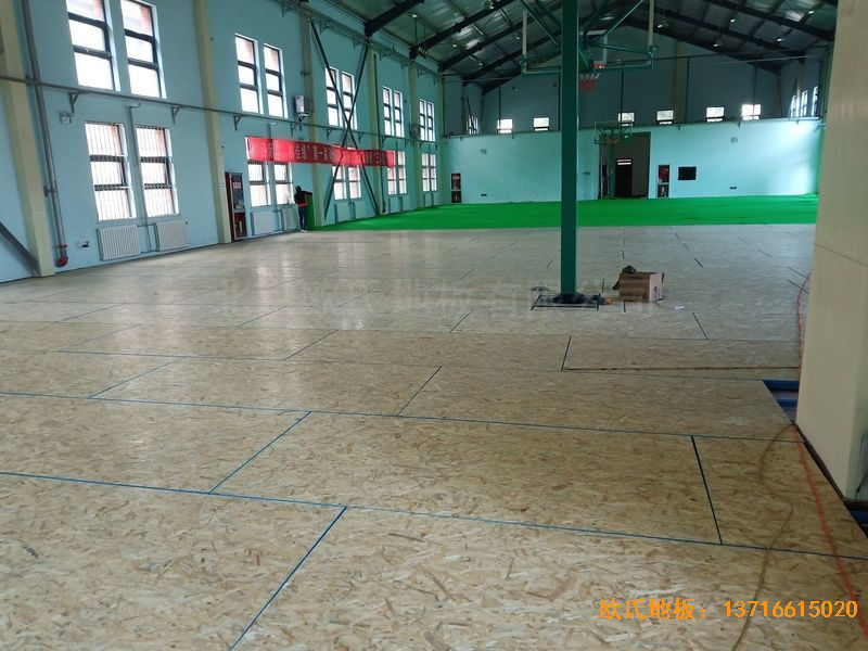 青海西寧市城西區(qū)新寧路18號中國科學院體育地板施工案例