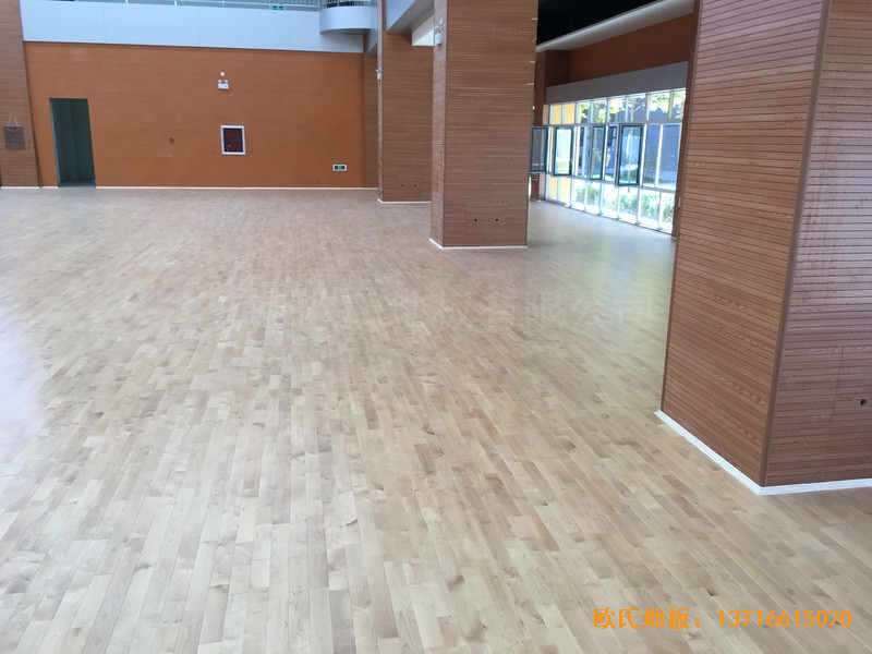 山西晉中榆次區(qū)寇村小學(xué)運(yùn)動(dòng)館體育地板安裝案例3