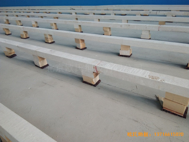 廣東臺(tái)山市郎城汽車城運(yùn)動(dòng)館體育木地板鋪裝案例1