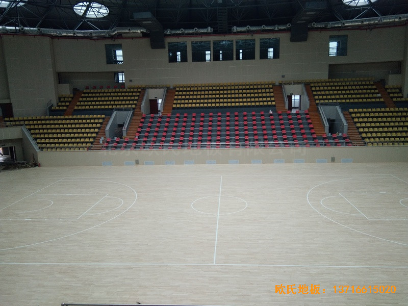 廣西全州體育館體育地板鋪設(shè)案例5