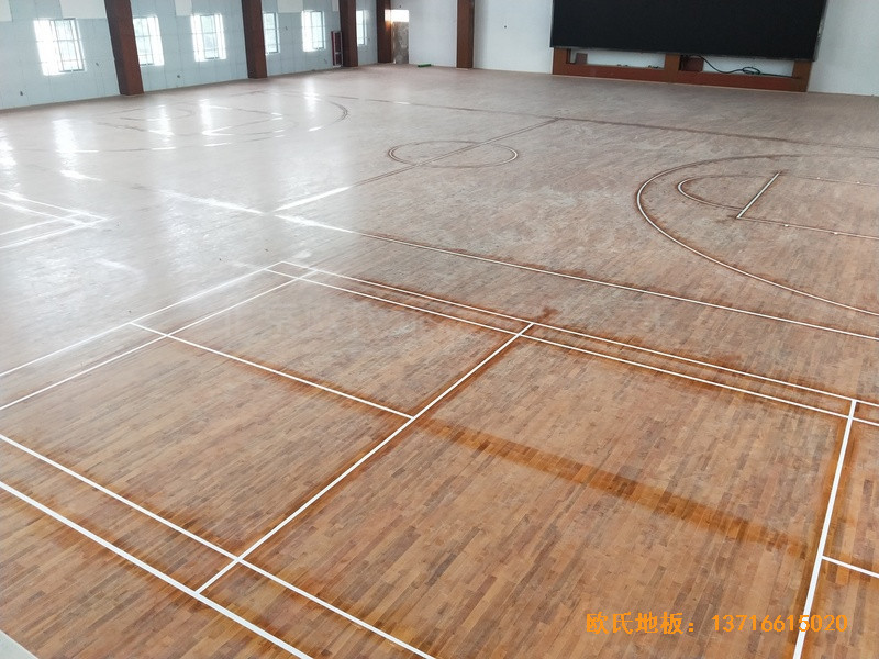 德清求是高中籃球館體育地板鋪裝案例3