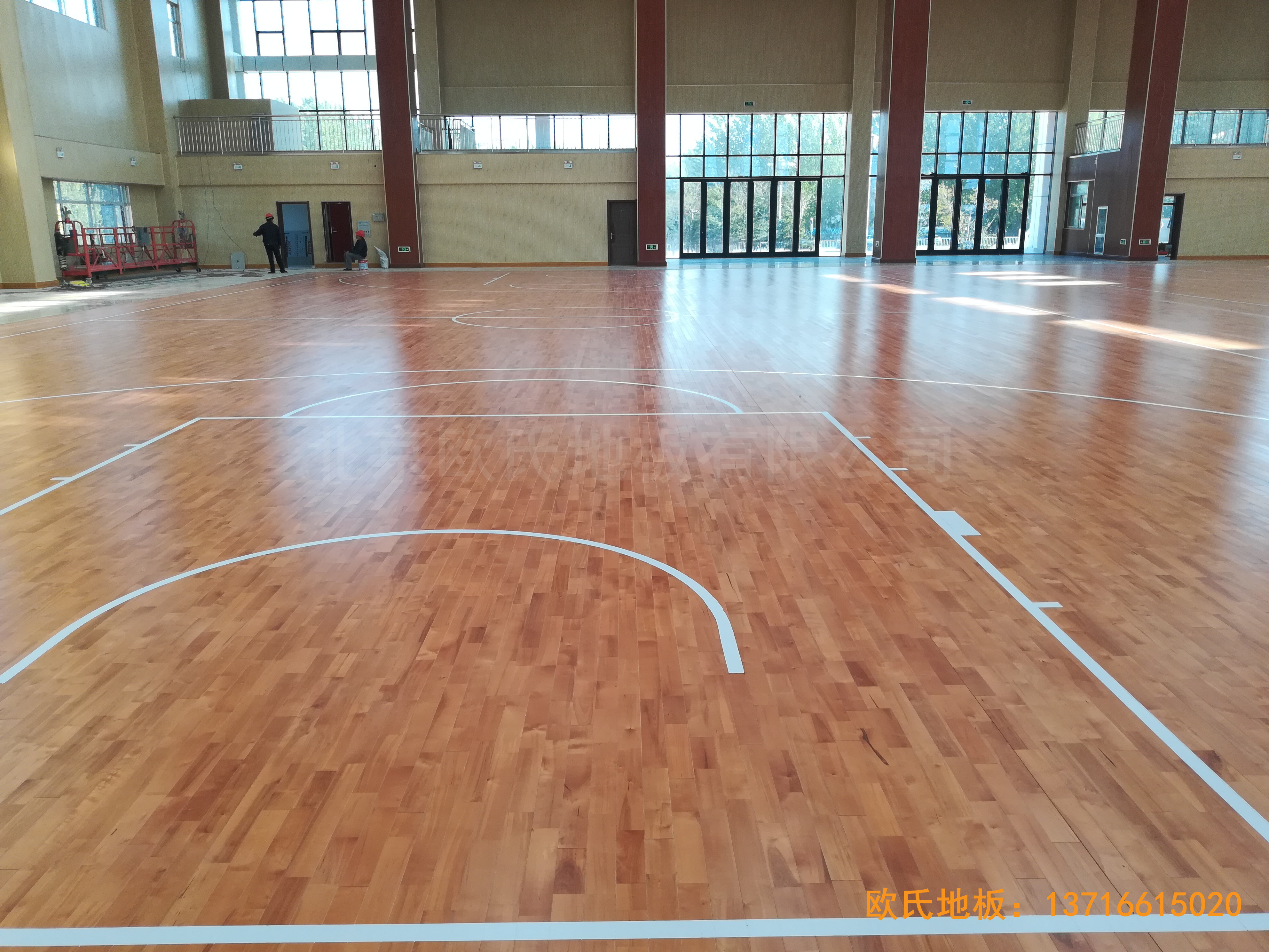 臨朐體育中心運動木地板鋪設案例3
