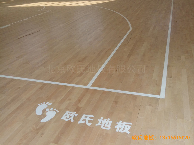 洛陽伊水小學(xué)籃球館運動地板施工案例4