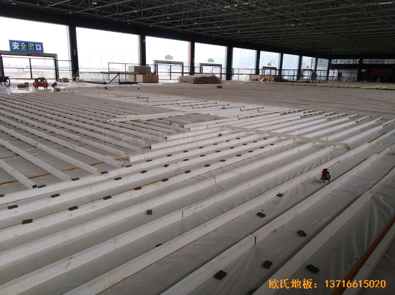 浙江臨海WeArena籃球館體育地板鋪設(shè)案例1