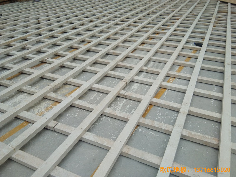 浙江寧波諾丁漢大學(xué)體育館運(yùn)動木地板鋪設(shè)案例1