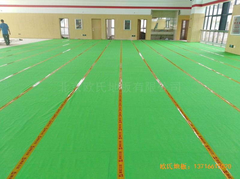 云南倪家營第三小學(xué)籃球館運動地板安裝案例2