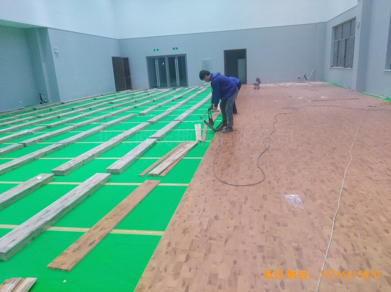 湖北獵豹汽車(chē)產(chǎn)業(yè)園運(yùn)動(dòng)館運(yùn)動(dòng)地板施工案例2