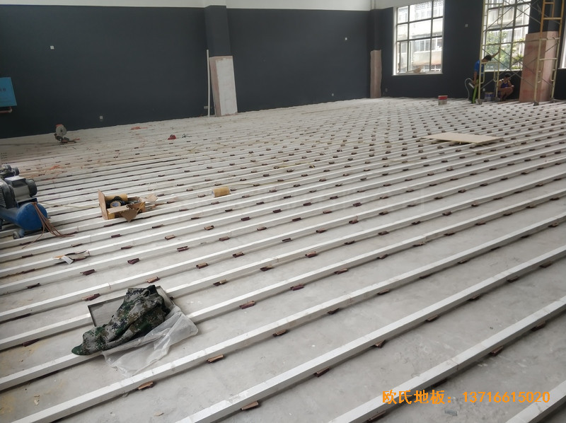 湖南常德人民銀行運動館體育木地板安裝案例1