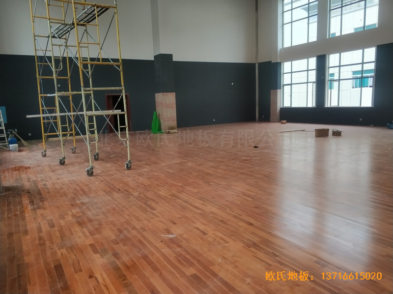 湖南常德人民銀行運動館體育木地板安裝案例4