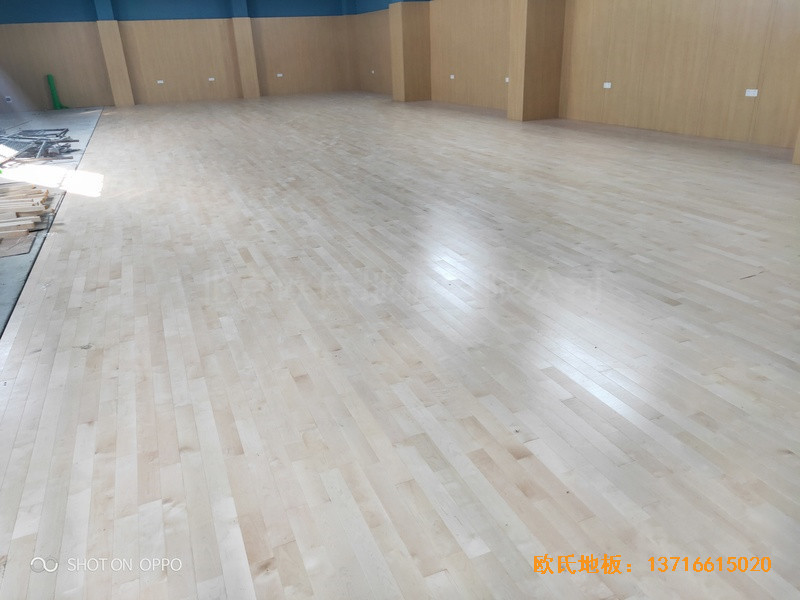 湖南邵陽自來水公司運(yùn)動館體育地板鋪裝案例4