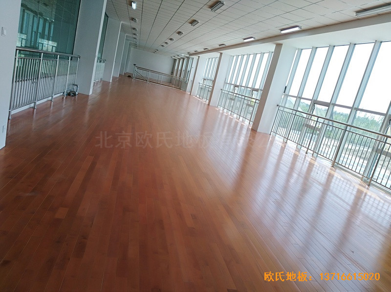 甘肅酒泉運動場所體育木地板施工案例4