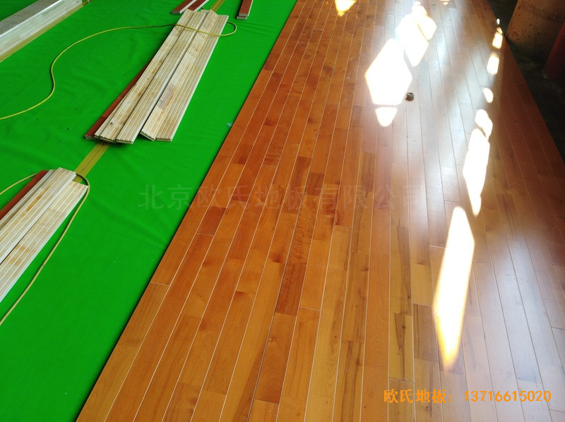 云南怒江百花嶺特色村舞臺運動地板施工案例4