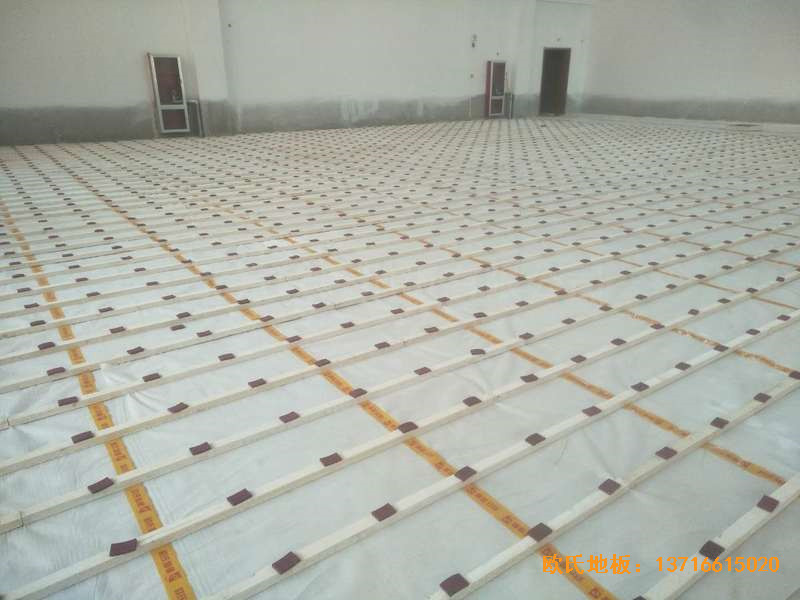 銀川第二十九中學(xué)籃球館體育木地板鋪設(shè)案例1