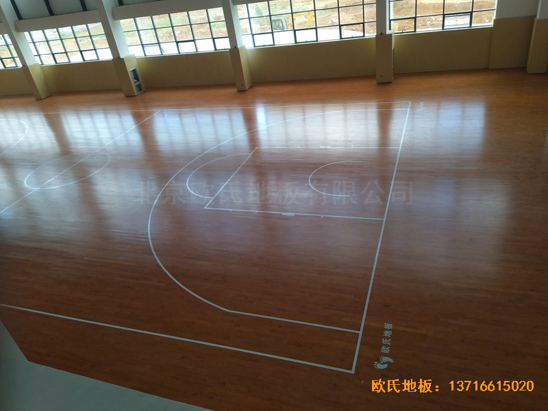 云南蒙自師范體育館體育地板鋪設(shè)案例4