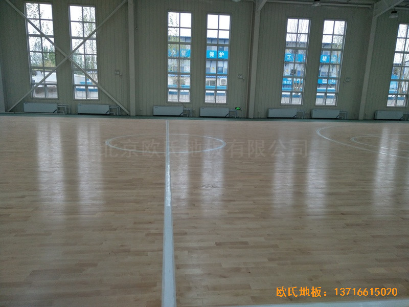 北京麗澤金融活動(dòng)中心運(yùn)動(dòng)地板鋪設(shè)案例4