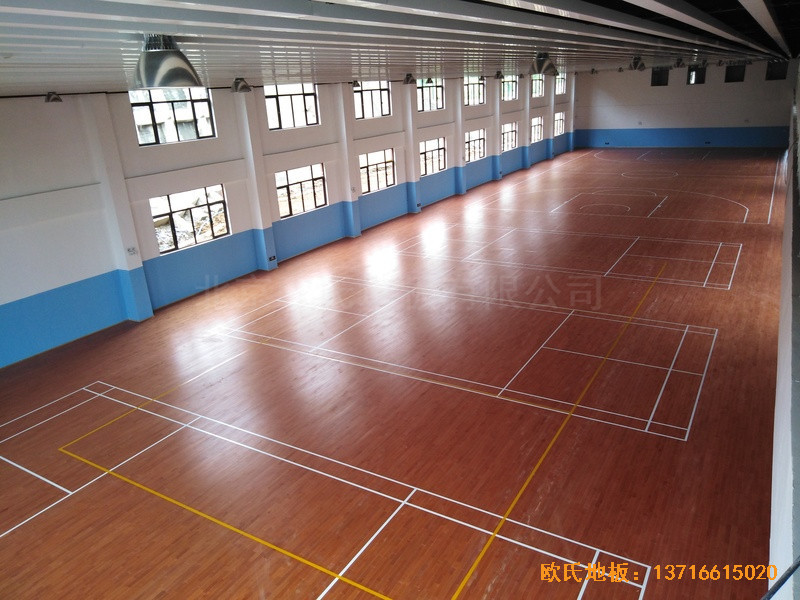 北大貴陽附屬實驗學(xué)校運動館體育地板鋪裝案例5