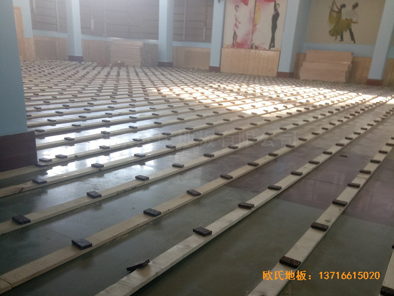 圖們鐵路運(yùn)動館運(yùn)動地板施工案例1