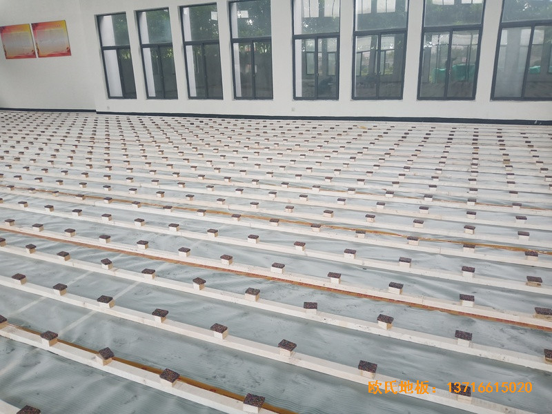 寧波中國(guó)石油儲(chǔ)蓄基地運(yùn)動(dòng)館運(yùn)動(dòng)地板安裝案例1