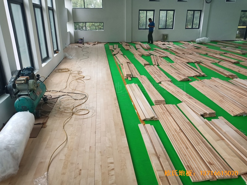 寧波中國(guó)石油儲(chǔ)蓄基地運(yùn)動(dòng)館運(yùn)動(dòng)地板安裝案例3