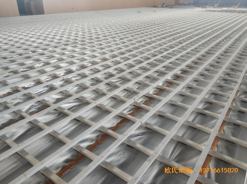 寶雞職業(yè)技術學院體育館體育木地板安裝案例1