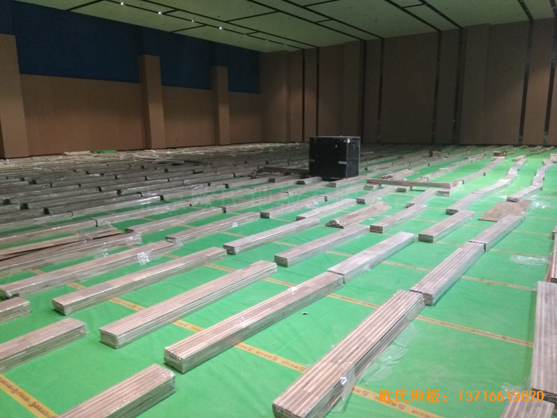 山東臨沂掌舵會(huì)所運(yùn)動(dòng)館運(yùn)動(dòng)地板鋪設(shè)案例2