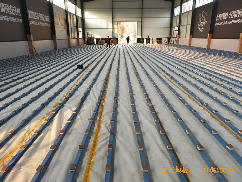山東北環(huán)路平安行駕?；@球館體育木地板鋪裝案例1