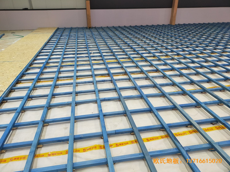 山東北環(huán)路平安行駕?；@球館體育木地板鋪裝案例2