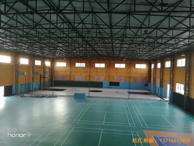 上海衛(wèi)清東路弄麥子俱樂部運(yùn)動木地板鋪裝案例