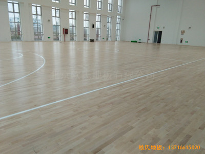 浙江溫嶺石橋頭中心小學(xué)籃球館運(yùn)動(dòng)木地板鋪裝案例