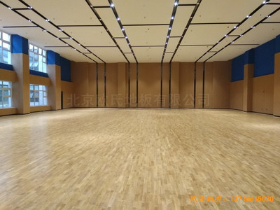 山東臨沂掌舵會所運動館運動地板鋪設(shè)案例