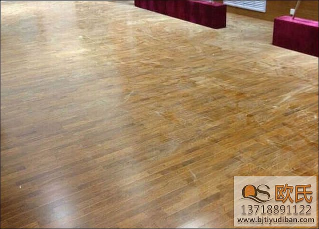 實木運(yùn)動地板