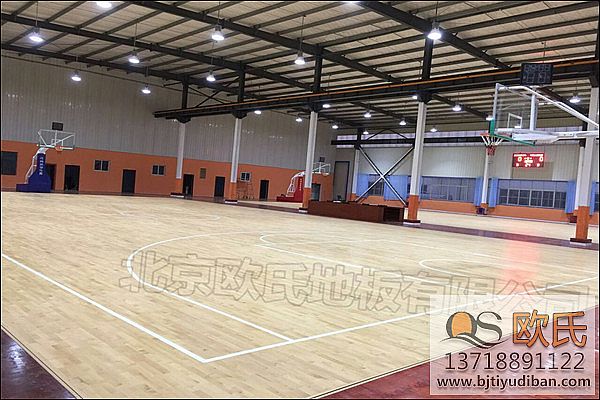 防火阻燃運(yùn)動地板制作工藝