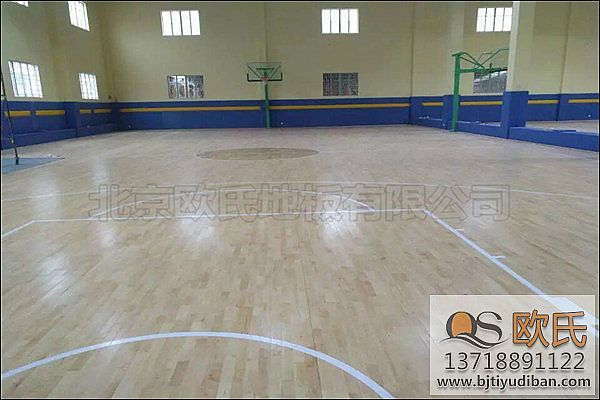 體育地板購買時(shí)主要注意的問題