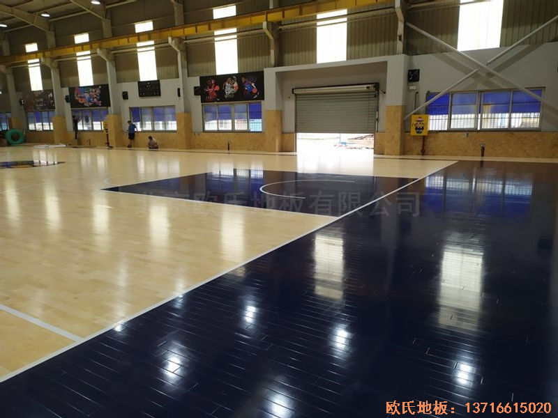 江蘇昆山市博瑞祥汽車一站服務(wù)運動地板施工案例