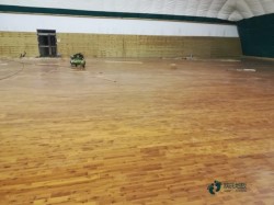 單層龍骨運(yùn)動(dòng)場(chǎng)地木地板保養(yǎng)方法