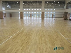 一般體育木地板施工隊(duì)