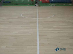 普通籃球體育木地板施工團(tuán)隊(duì)