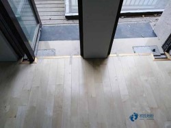 室內(nèi)籃球館木地板安裝公司