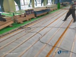 一般體育籃球地板施工團(tuán)隊