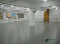 俄勒岡松舞臺體育場地地板施工流程