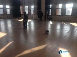 板式龍骨體育運動木地板保養(yǎng)方法