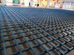 國(guó)產(chǎn)體育地板施工團(tuán)隊(duì)