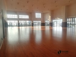 小學(xué)俄勒岡松舞臺體育木地板施工工藝