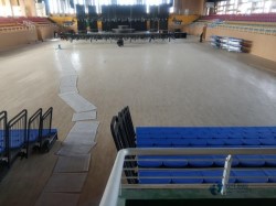 較好的運(yùn)動(dòng)木地板龍骨尺寸